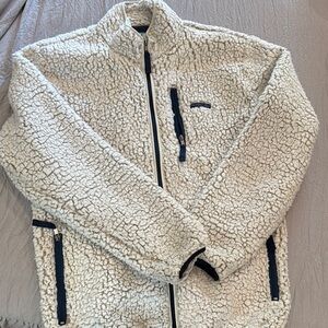 Cozy Sherpa Fleece Jacket. Off white and navy men’s jacket.